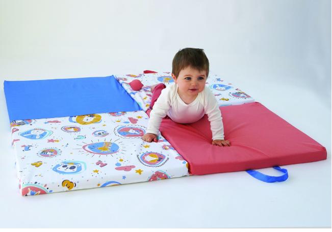 Tinéo интелигентна подложка за игра 3в1 - Семейни забавления