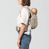Gold Ергономична Раница Amya Almond Beige Cybex