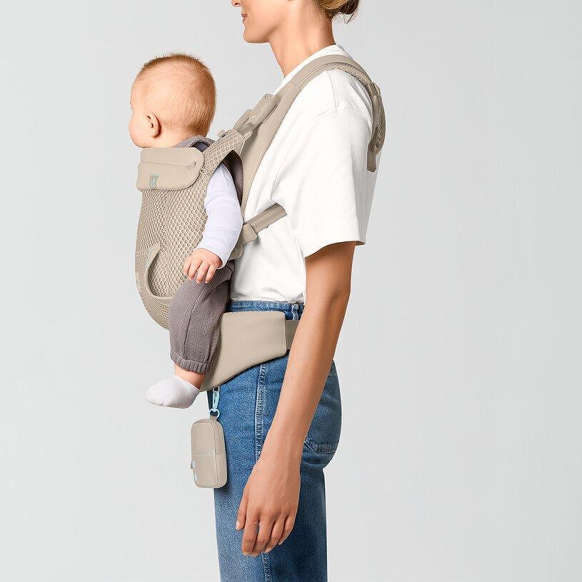 Gold Ергономична Раница Laya Almond Beige Cybex