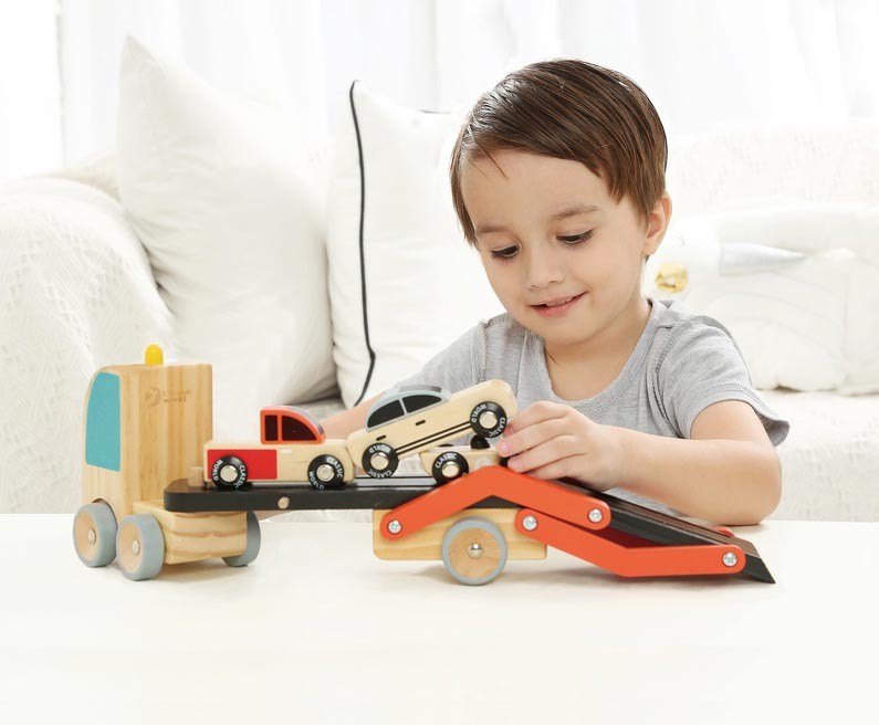 Дървена Играчка - Автовоз С Колички --- BebeMama