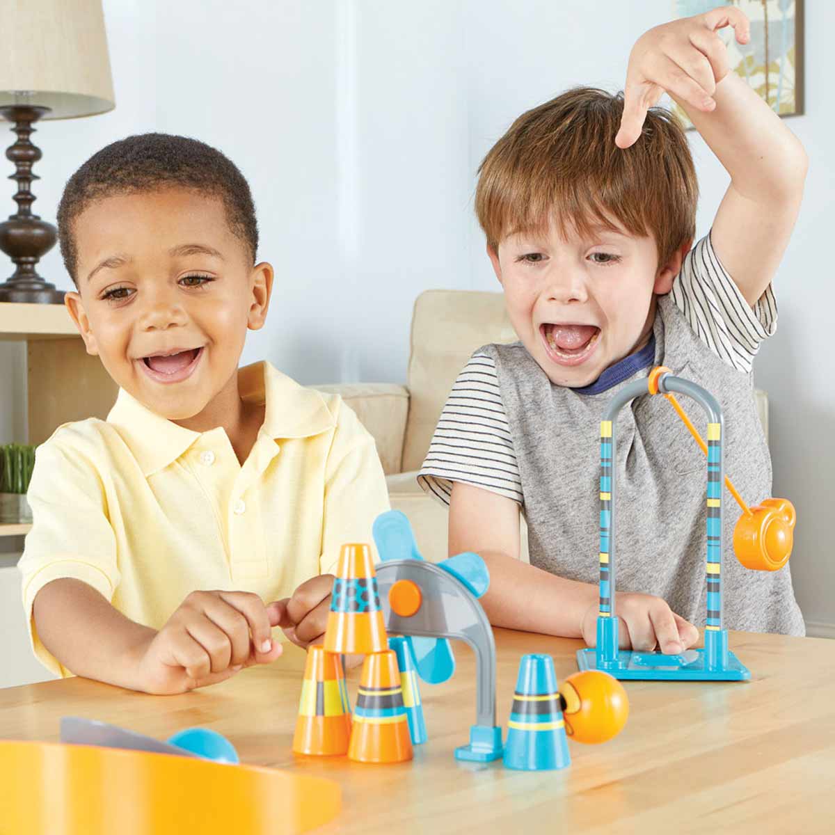 Детска играчка - Забавното махало --- BebeMama