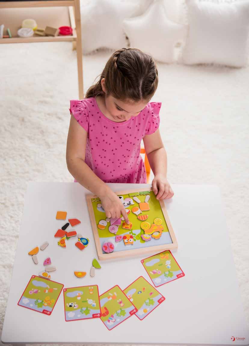 Детски дървен пъзел с магнитни фигури - Ферма --- BebeMama