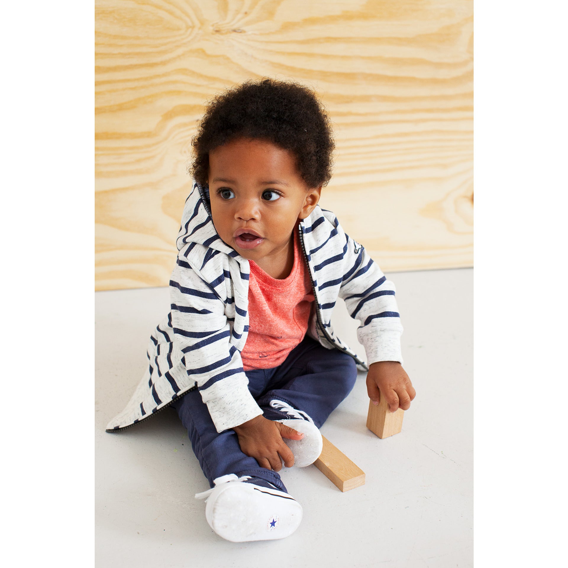 Детски Суитшърт За Момче На Райе, 86 См. 18 24 М. Babyface