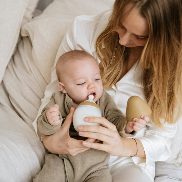 Бебешко Шише Anti Colic 240 Мл. Medium Flow Oats Élhée