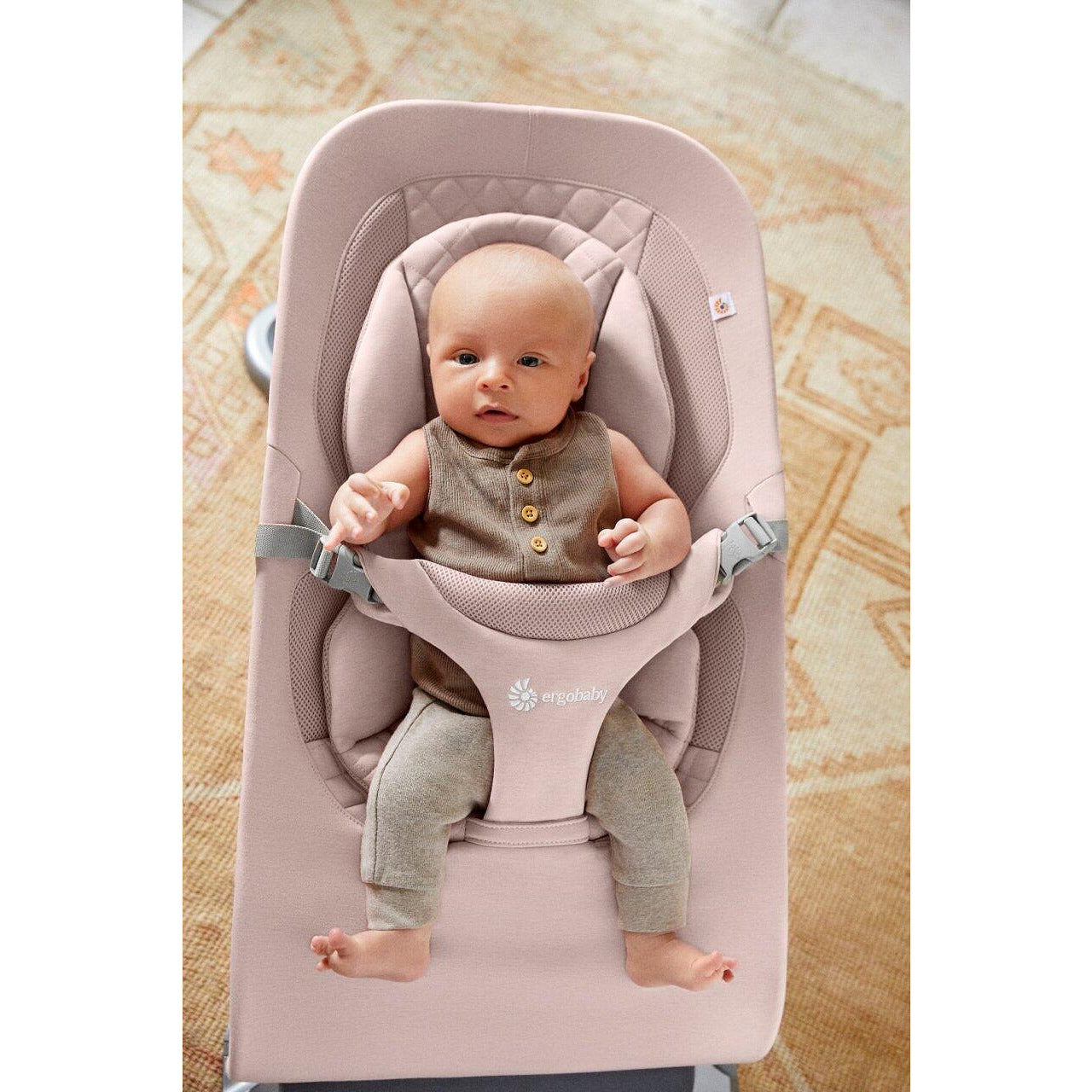 Бебешки Шезлонг 3в1 Evolve Blush Pink 2314 Ergobaby