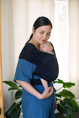 Слинг За Бебе Aura Pure Black Ergobaby