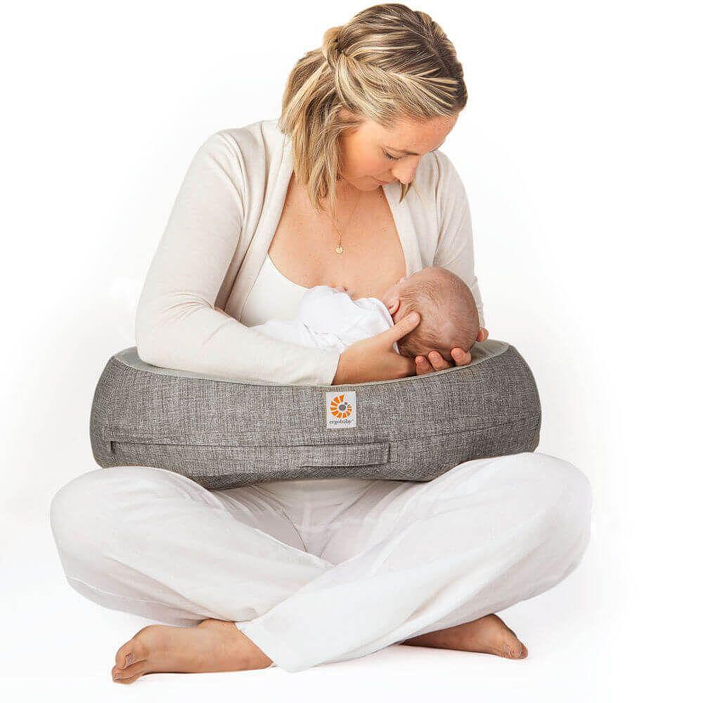 Възглавница За Кърмене С Колан Natural Curve Grey With Strap 3295 Ergobaby