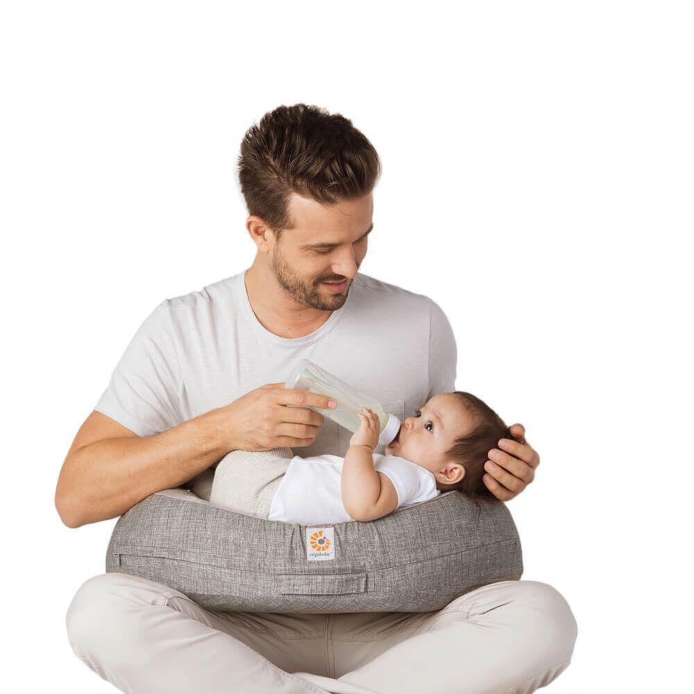 Възглавница За Кърмене С Колан Natural Curve Grey With Strap 3295 Ergobaby