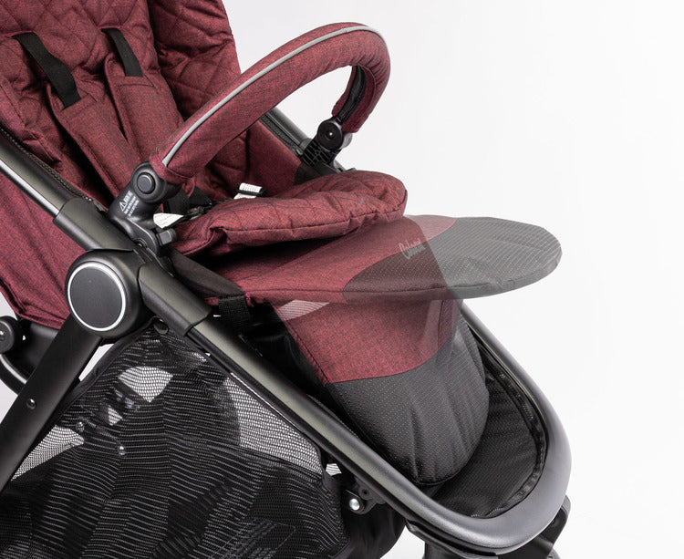 Cărucior pentru bebeluși Colossus Bordeaux Caretero