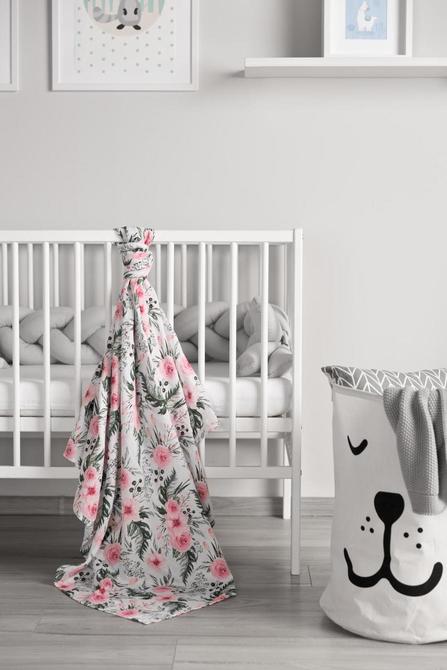 Муселинова Пелена За Повиване 120X120 – Рози --- BebeMama