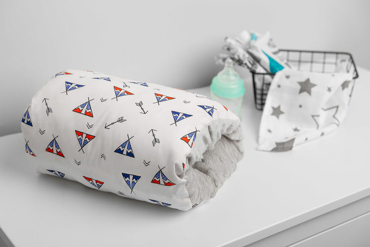 Възглавница За Хранене - Minky Tipi --- BebeMama