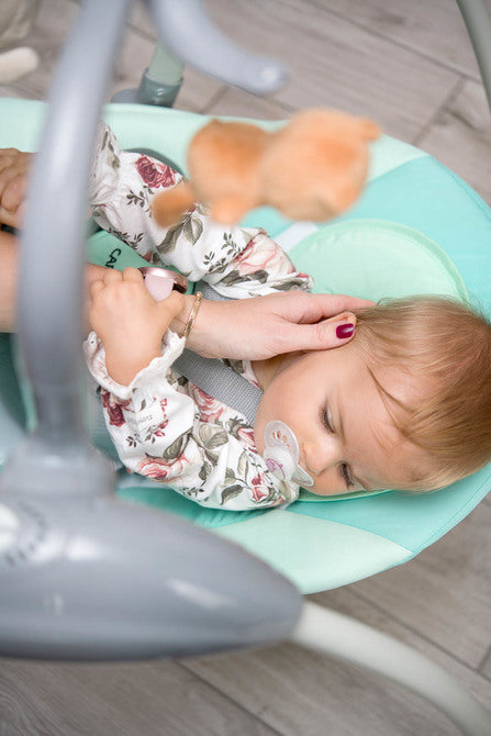 Електрическа Люлка Loop до 12кг Graphite Caretero --- BebeMama