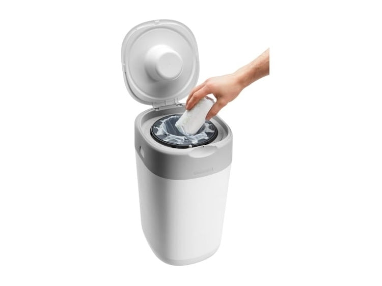 Кош За Памперси Бял + 6 Пълнителя --- BebeMama