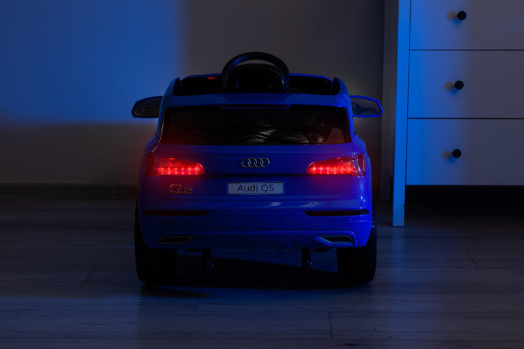 Акумулаторна Кола Audi Q5 Син Caretero Toyz