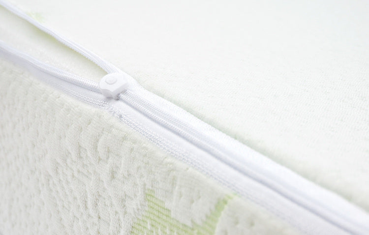 Възглавница За Бебешка Кошара С Алое Вера - 38x60 --- BebeMama