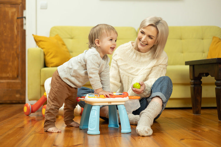 Уокър И Маса За Игра 2В1 Spark Range Caretero Toyz --- BebeMama