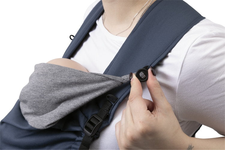 Кенгуру Skin Fit Carrier Blue Passion --- BebeMama