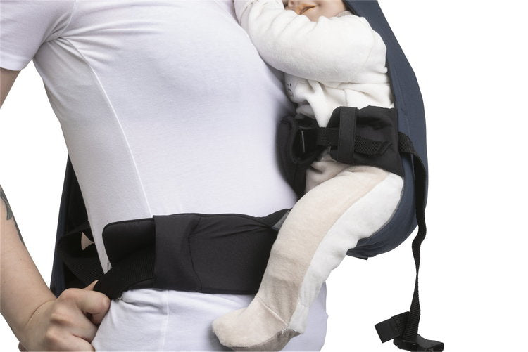 Кенгуру Skin Fit Carrier Blue Passion --- BebeMama