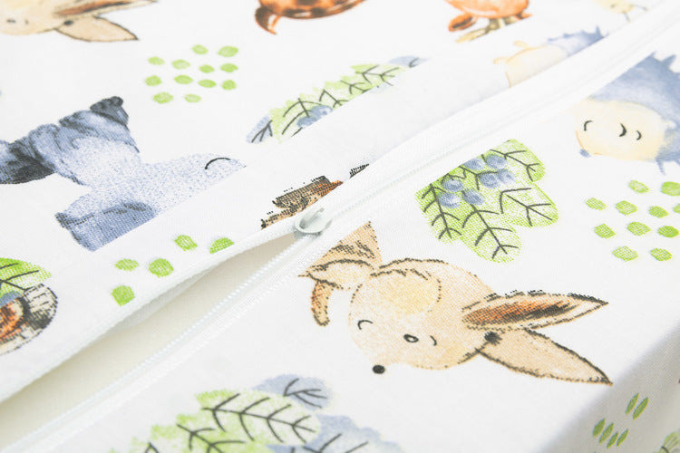 Подложка За Детски Стол - Разходка В Гората --- BebeMama