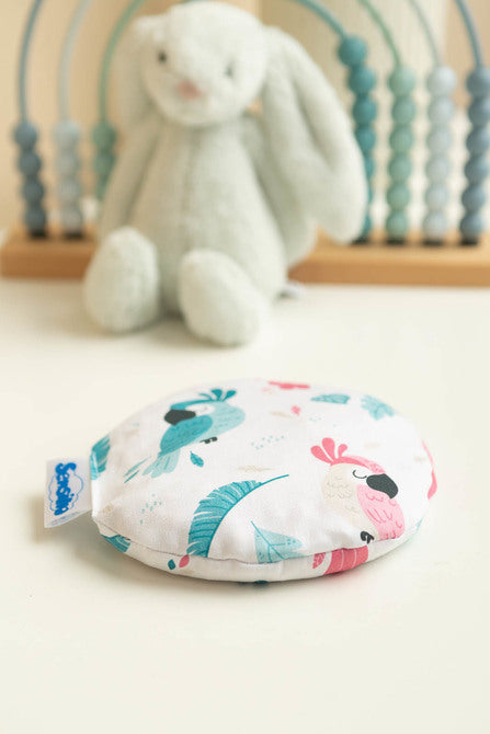 Възглавница С Черешови Костилки – Папагал --- BebeMama