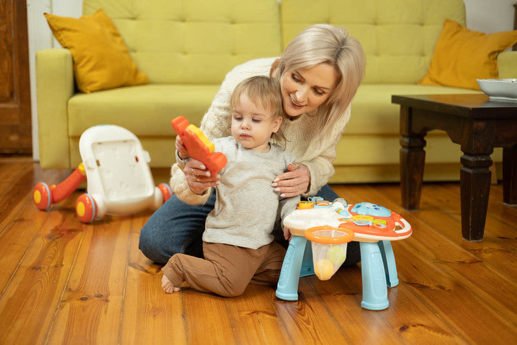 Premergător pentru bebeluși 2 în 1 Spark Green Caretero Toyz