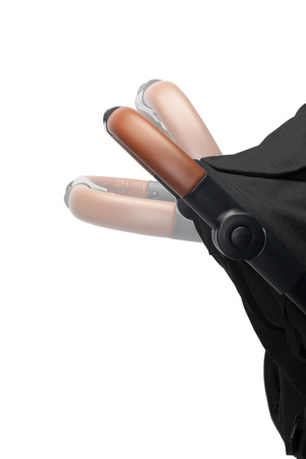 Количка Елма Черна Caretero --- BebeMama