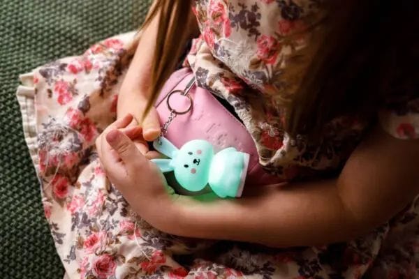 Силиконова Лампа С Ключодържател Блестящ Заек Gio-152