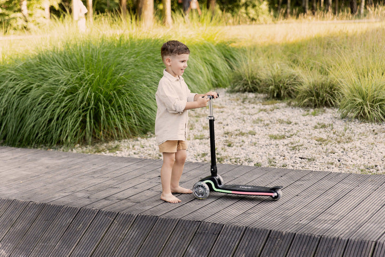 Тротинетка Carbon Светлосиня Caretero Toyz