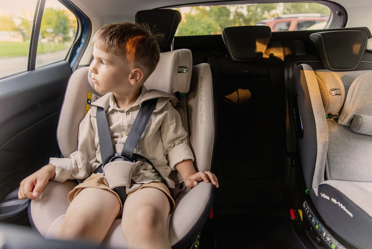 Lumi I-size Детско Столче За Кола Зелено (40-150) bebemama