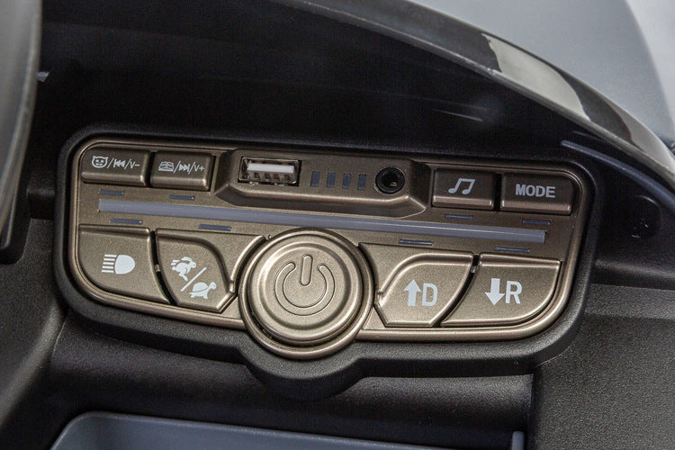 Акумулаторна Кола Mercedes-Benz Amg Cle 53 Сив Toyz