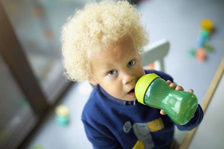 Неразливна Чаша С Твърд Накрайник Philips Avent 18+ Зелена --- BebeMama