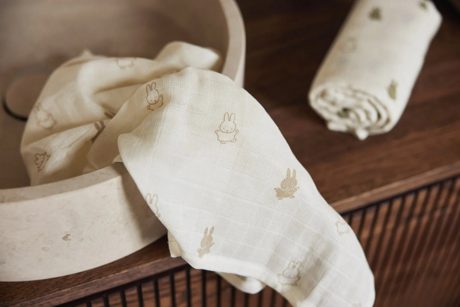 Комплект Муселинови Кърпи За Повиване 115 115 См. 2 Бр. Happy Miffy Olive Green Jollein