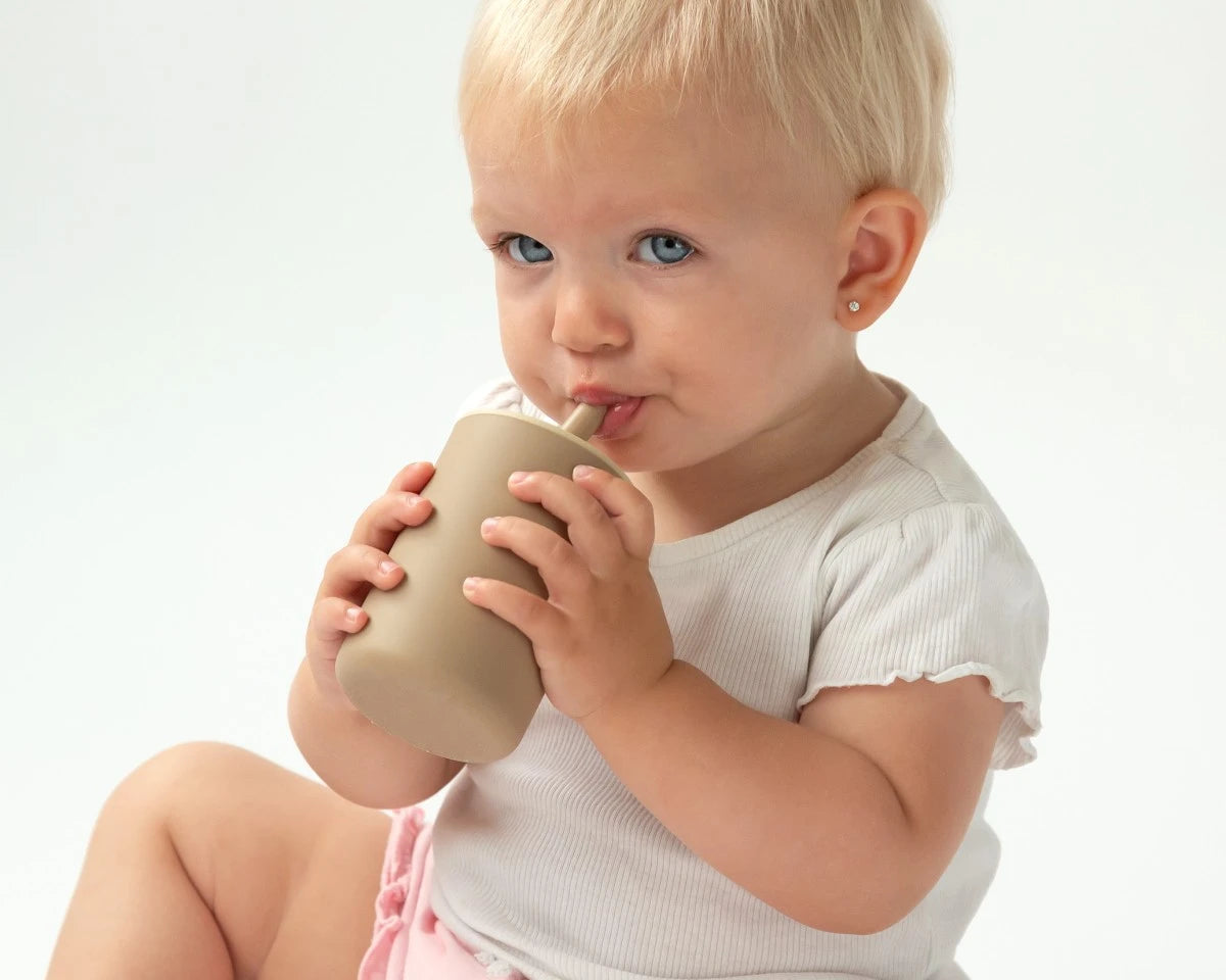 Детски Силиконови Чаши Със Сламка 180 Мл 2 Бр. Beige 04255 2 Kiokids