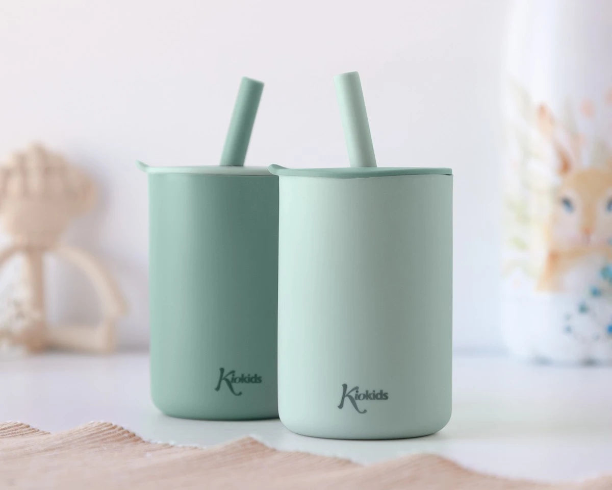 Kiokids 03804 3 menta színű, 180 ml-es, szívószálas szilikon pohár gyermekeknek, 2 db