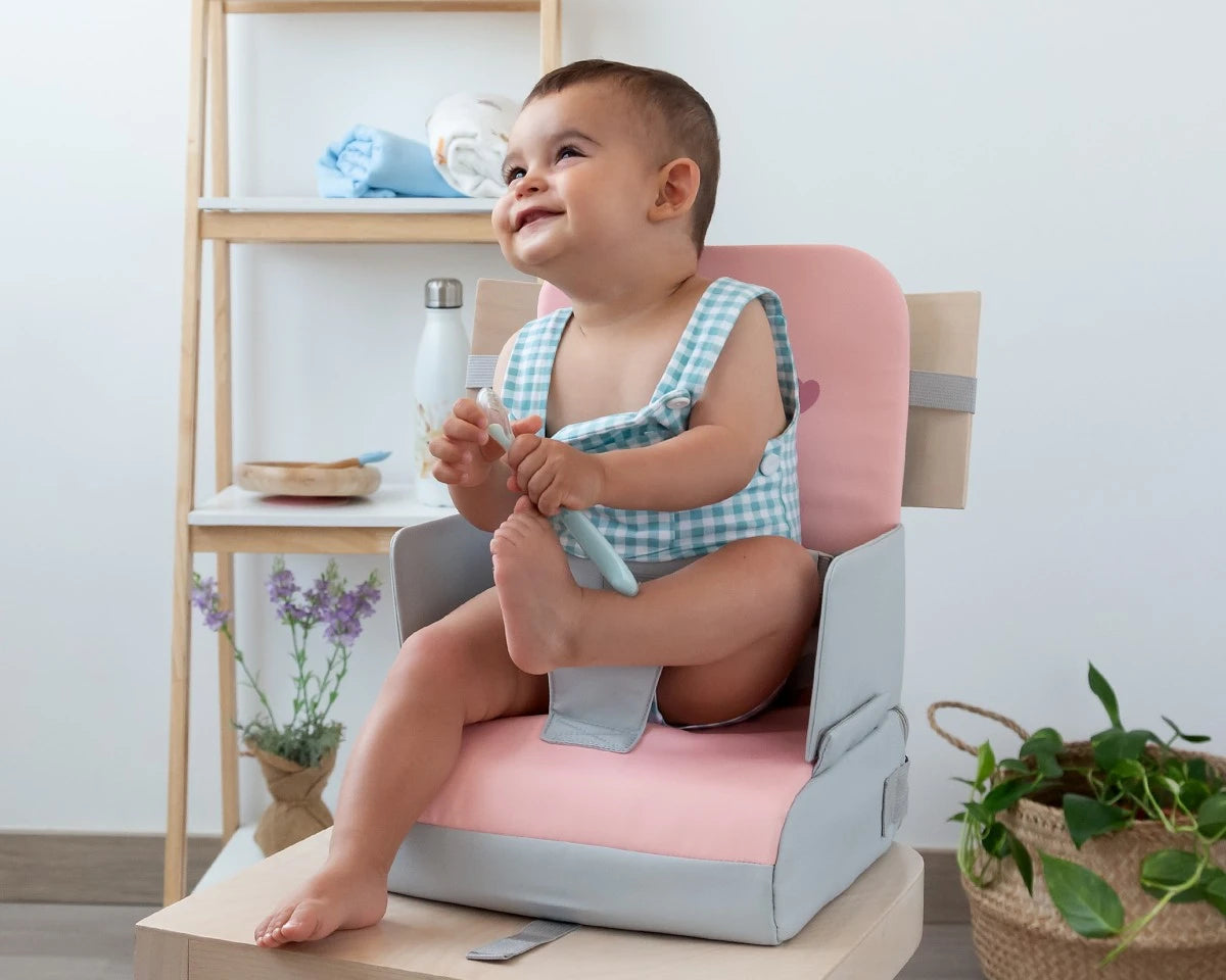 Преносимо Сгъваемо Столче За Хранене Розово Зайче 03998 9 Kiokids