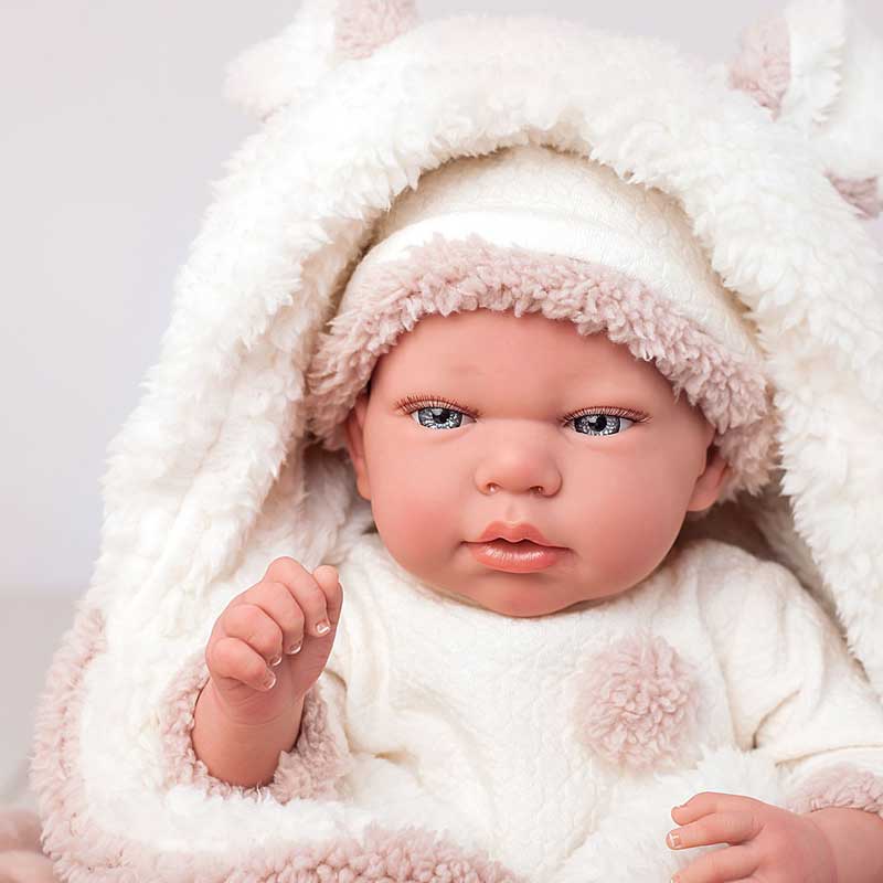 Кукла-Бебе Анна С Плюшено Одеяло И Аксесоари, Реално Тегло - 40 См