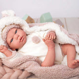 Кукла-Бебе Анна С Плюшено Одеяло И Аксесоари, Реално Тегло - 40 См