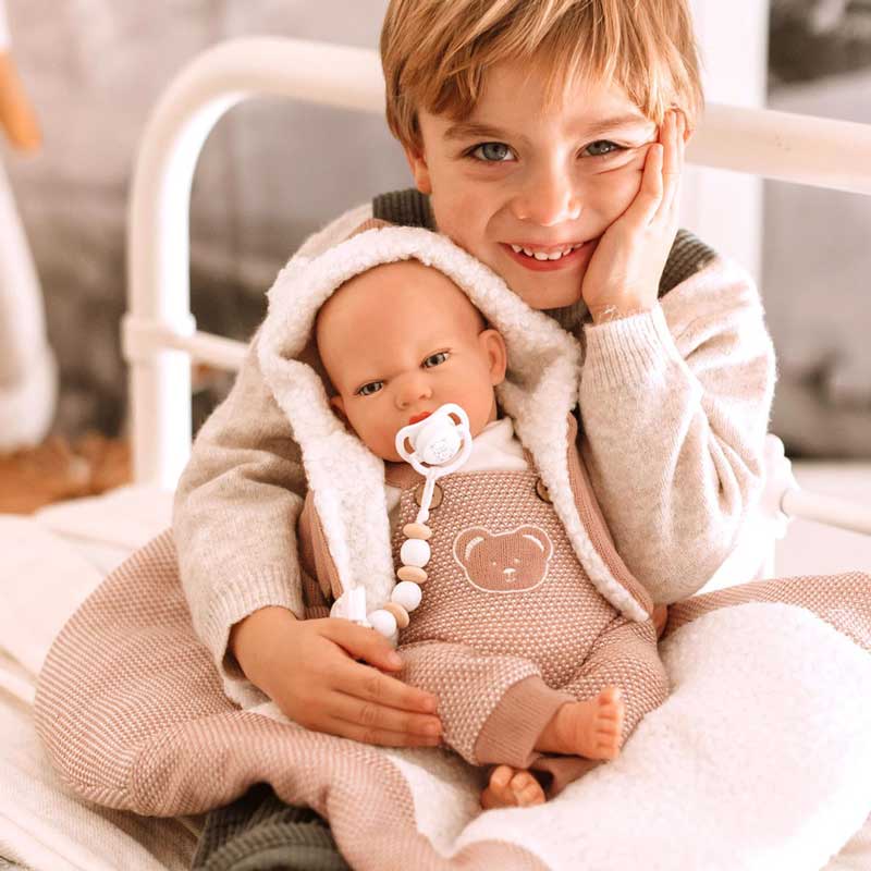 Кукла-Бебе Жада С Вълнен Розов Костюм И Пелена, Реално Тегло - 40 См