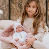 Кукла-Бебе Лола В Розово Плюшено Кошче, Реално Тегло - 40 См