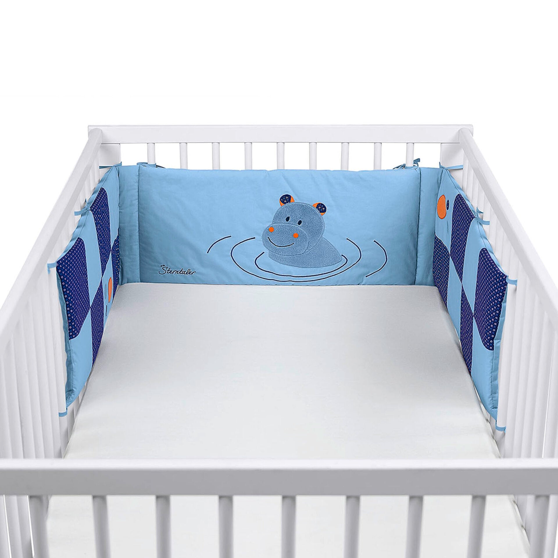 Луксозен Комплект За Детско Креватче Хипо, 3 Части, Sterntaler