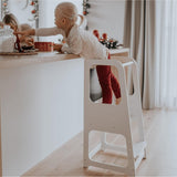 Turnul Montessori Ginger Home, scaun educațional cu tablă și înălțime reglabilă, alb, pentru copii între 1 și 4 ani