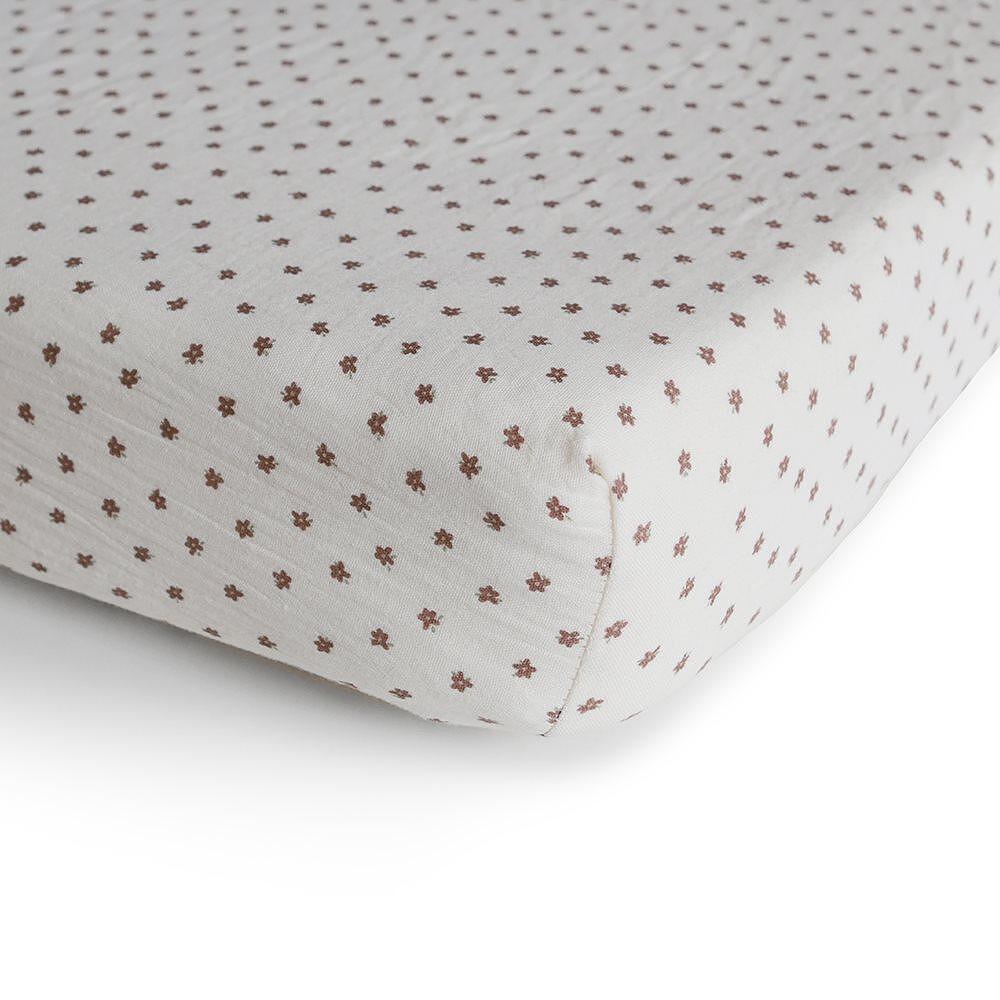 Бебешки Муселинов Чаршаф 40х100 См. Crib Sheet Small Bloom Mushie