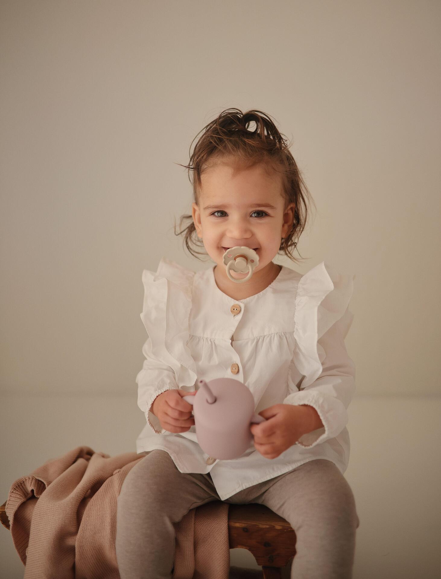 Силиконова Тренировъчна Чаша + Сламка 175 Мл. Cambridge Blue Mushie