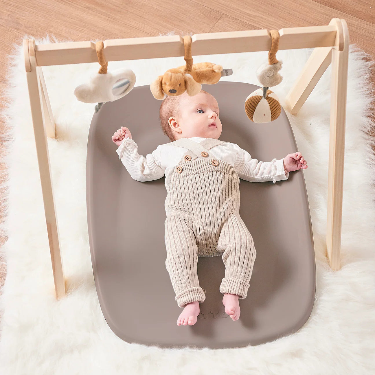 Подложка За Повиване Softy 70x50 См. Taupe Nattou