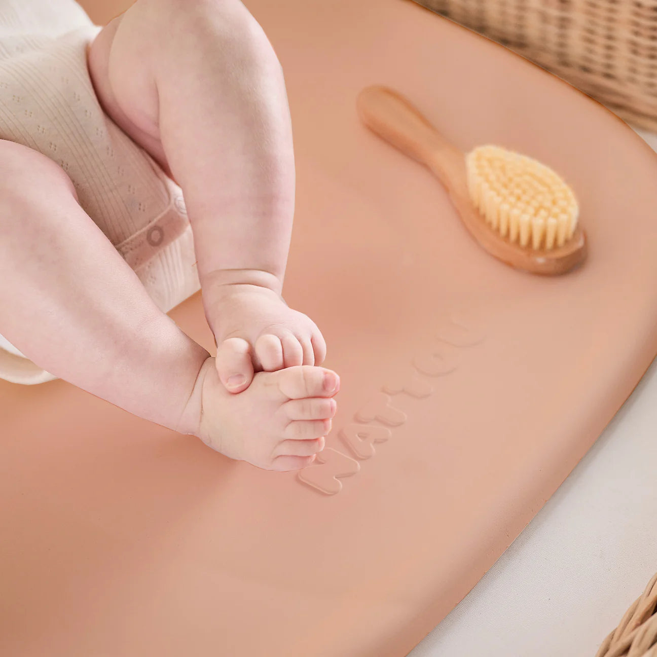 Подложка За Повиване Softy 70x50 См. Peach Nattou