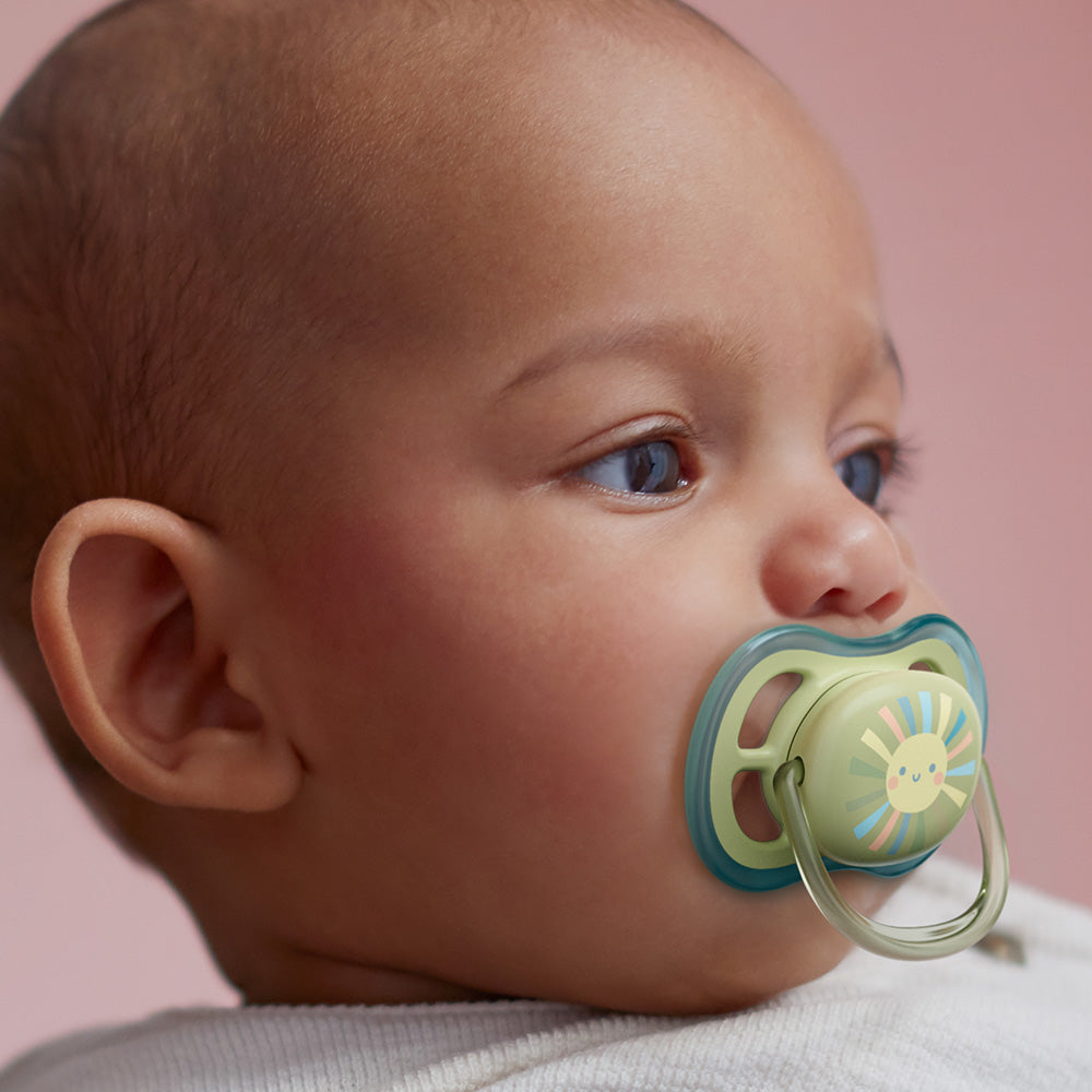Комплект За Бебе Шише Natural Response 125 Мл 0м+ И Залъгалка 0 6м Philips Avent