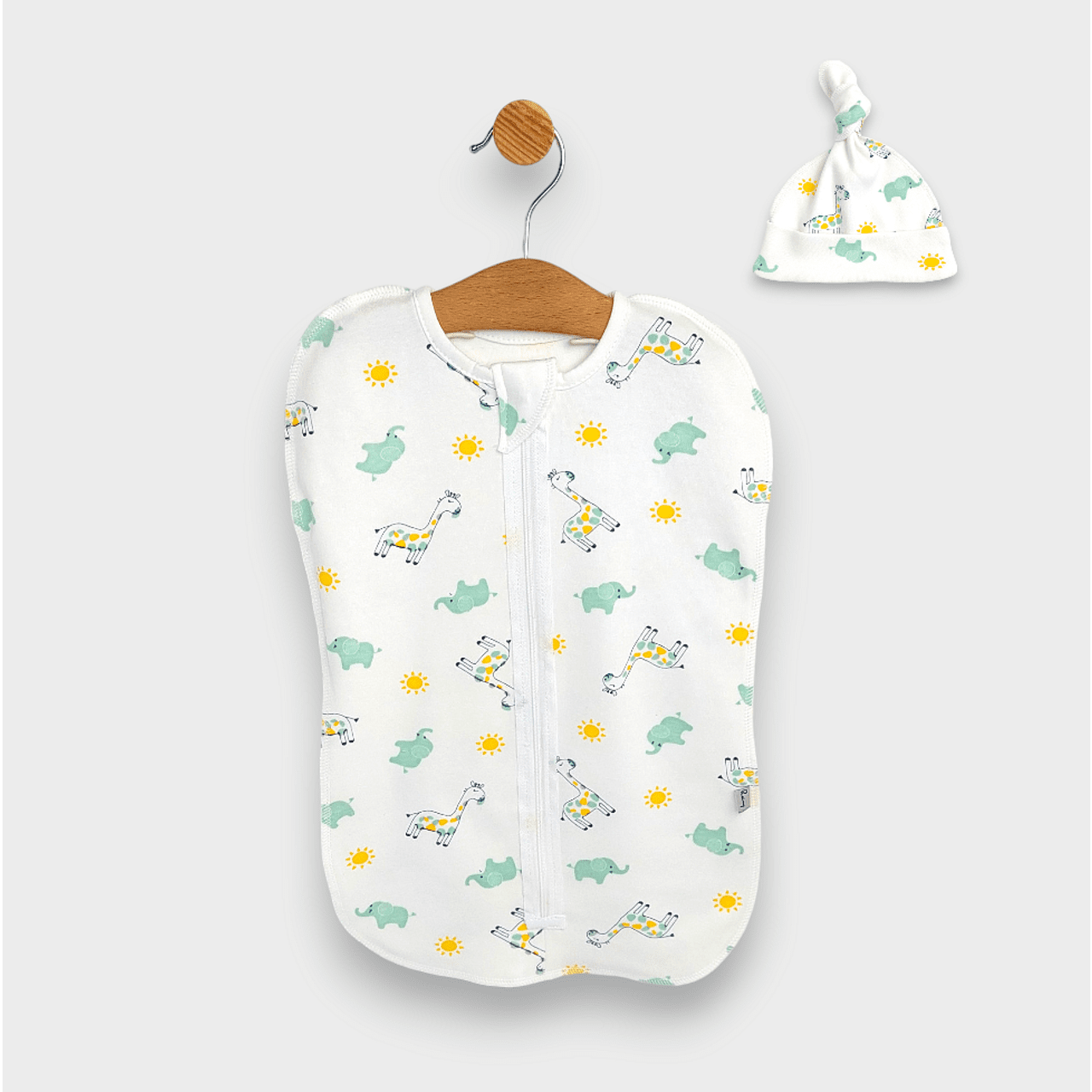 Scutec antistres de ploaie cu fermoar + pălărie girafă și elefant