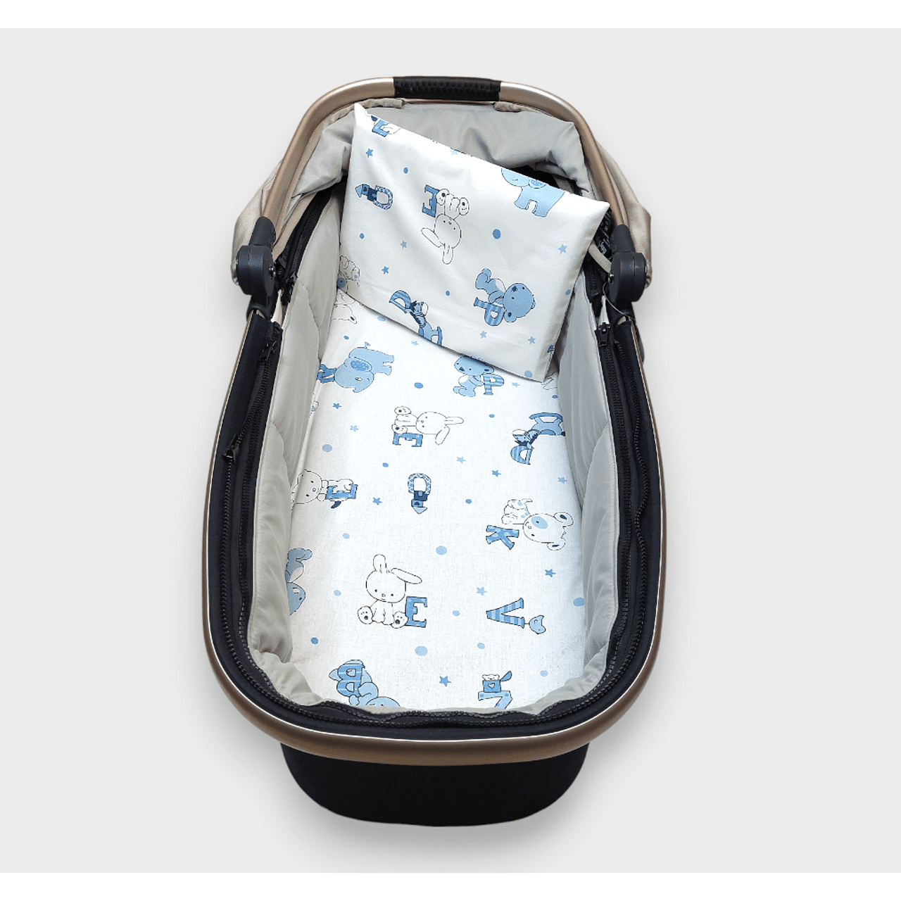 Set cărucior Rainy Baby 2 piese ursuleț de pluș cu litere albastru