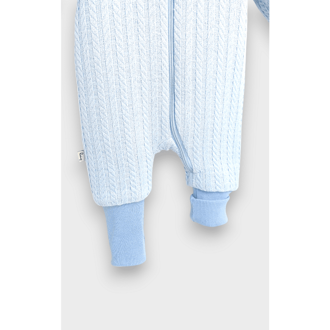 Salopetă tricotată Rainy Baby cu fermoar și glugă 56 - 80 cm. Albastră