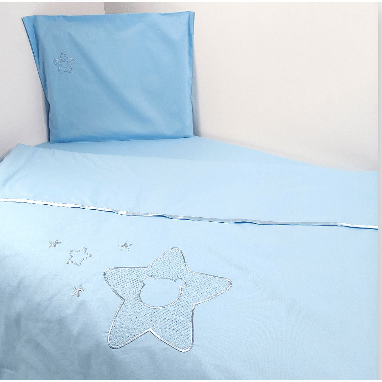 Rainy Бебешки Спален Комплект 6 Части 60Х120 См. Звезда С Мече